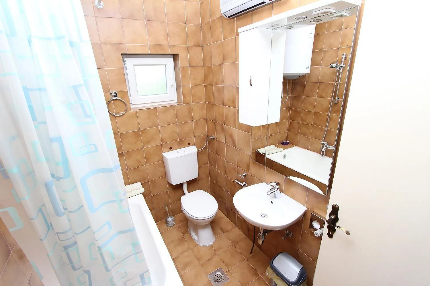 Mediterranes Apartment Nur 15 Minuten Zum Zentrum In Ruhiger Wohngegend Rovinj