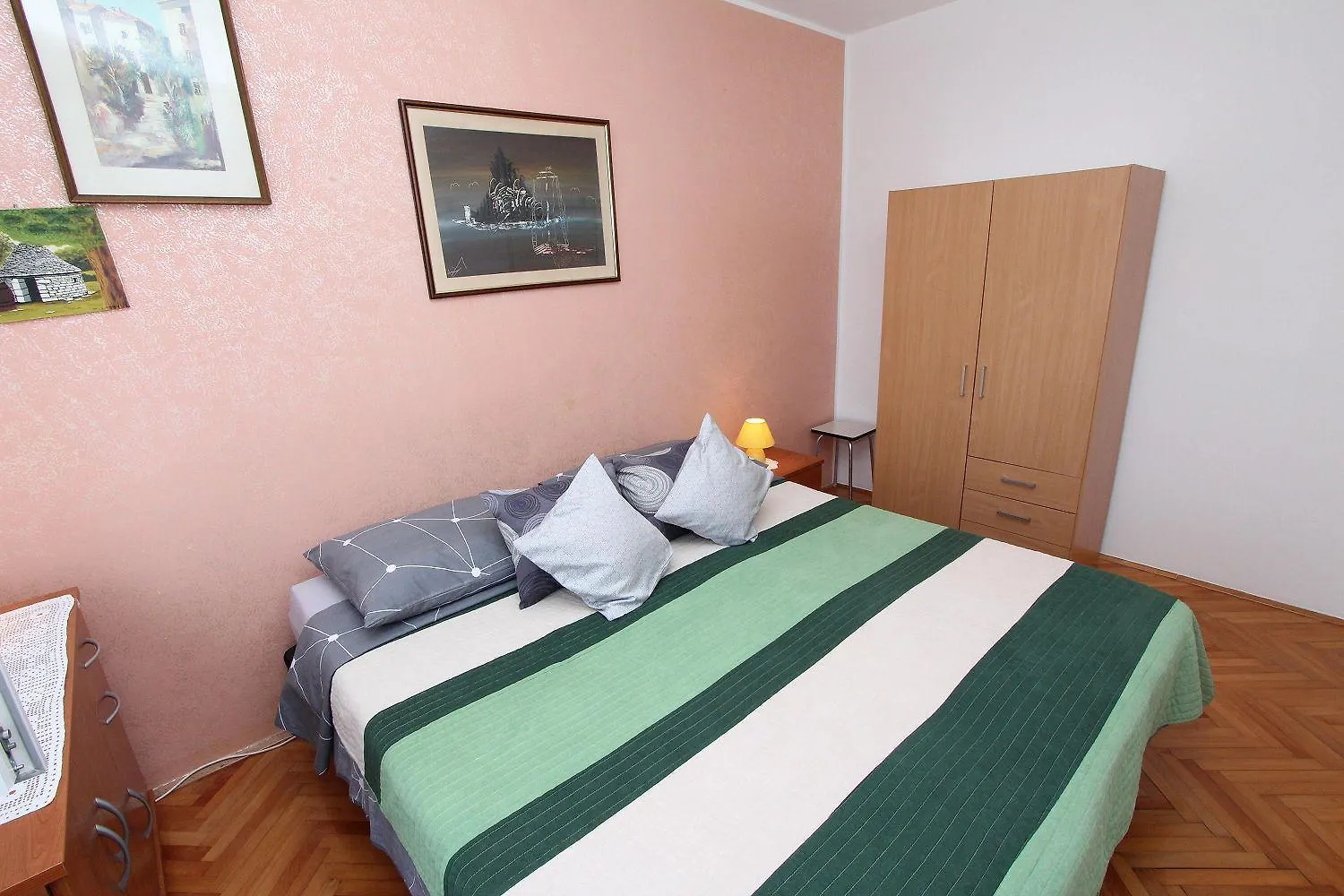 Mediterranes Apartment Nur 15 Minuten Zum Zentrum In Ruhiger Wohngegend Rovinj