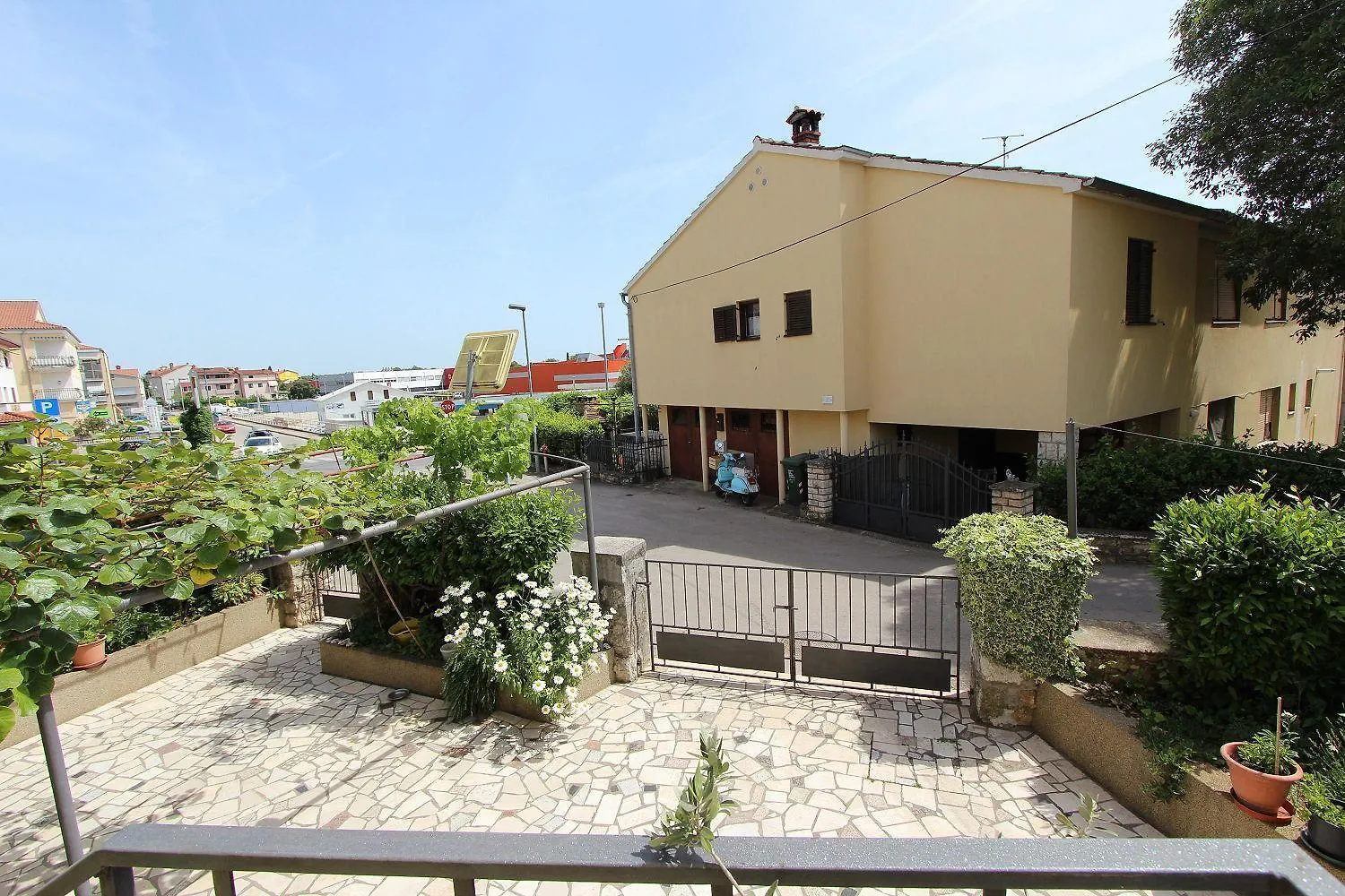Mediterranes Apartment Nur 15 Minuten Zum Zentrum In Ruhiger Wohngegend Rovinj